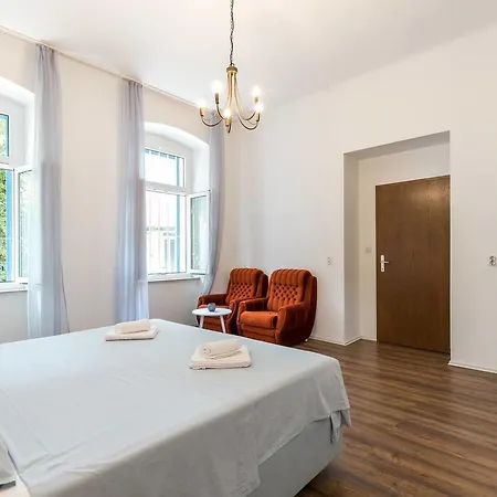 Mila Apartment *